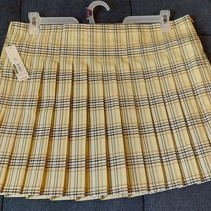 Size XXL No Boundaries yellow/black/white/brown plaid pleated mini skirt